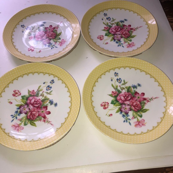 Floral China Side Plates Set  for the Perfect tea party or to serve sweets on. - Picture 7 of 11